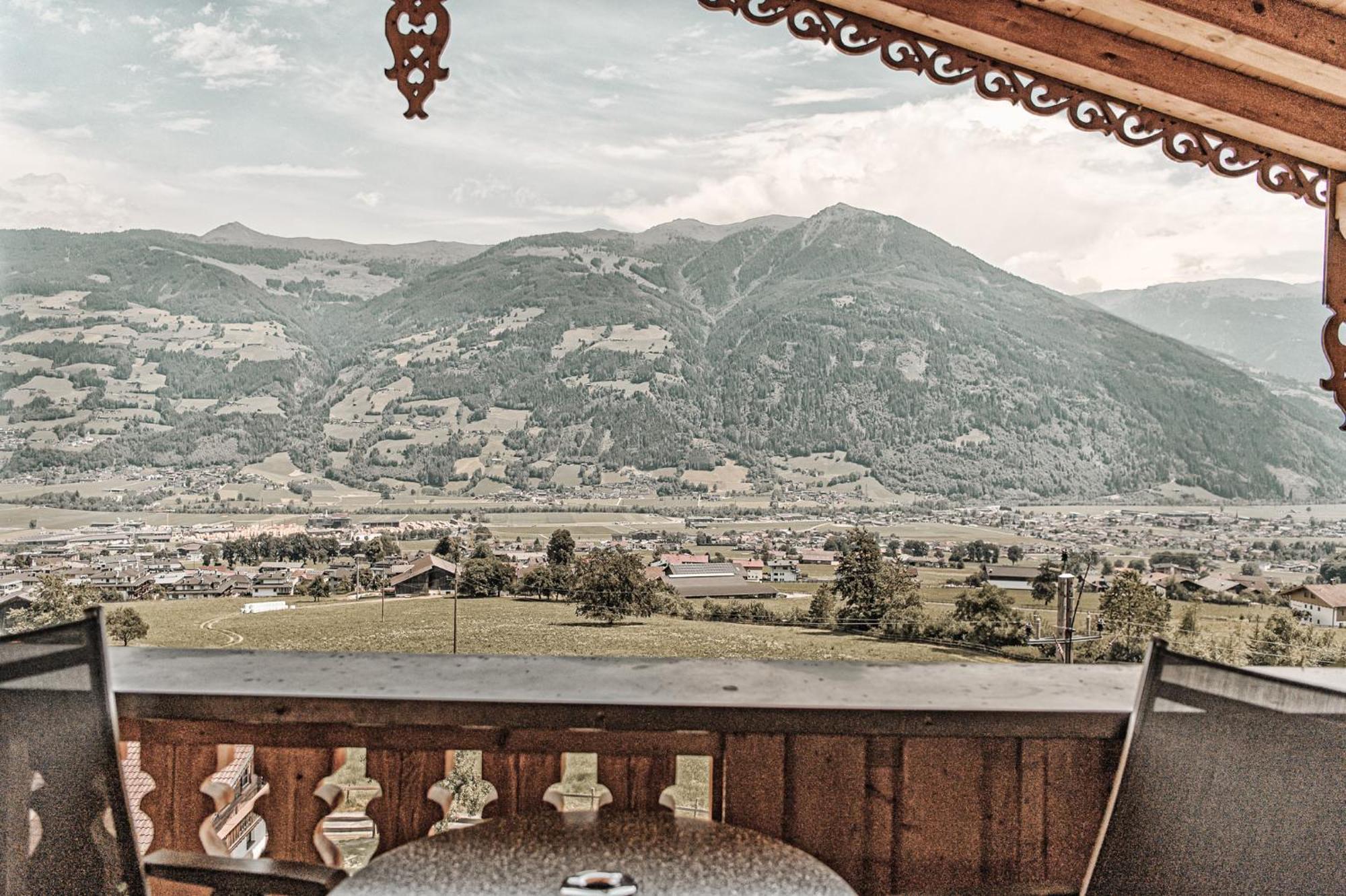 Aster Boutique Hotel & Chalets フューゲンベルク エクステリア 写真